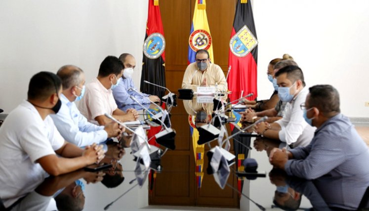 Gobernador asume compromiso de gas domiciliario en San Calixto, Villa Caro y El Carmen.jpg