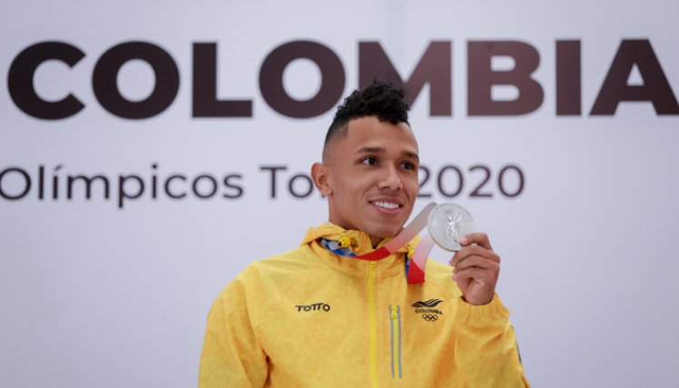 Mosquera : “sentí y viví en el podio algo que soñé y trabajé durante años” 