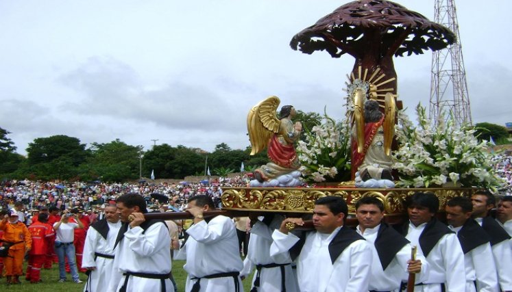 La devoción hacia la virgen de las gracias de la Torcoroma se constituye en la máxima expresión cultural de los habitantes de la región. /Foto: cortesía