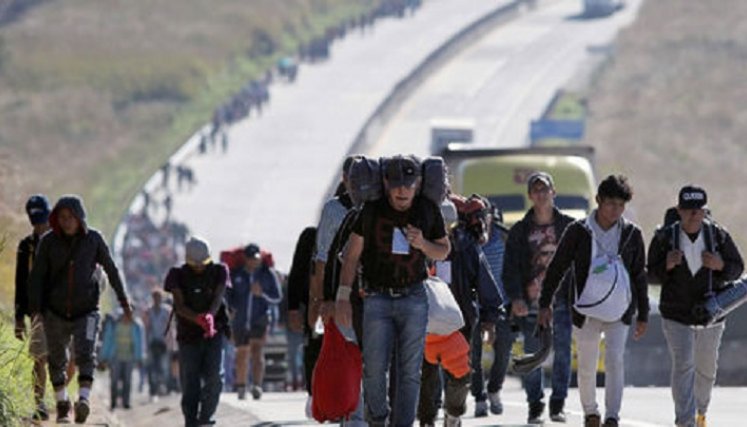 Un número "sin precedentes" de migrantes cruza la frontera con México, dice EE. UU./Foto: internet