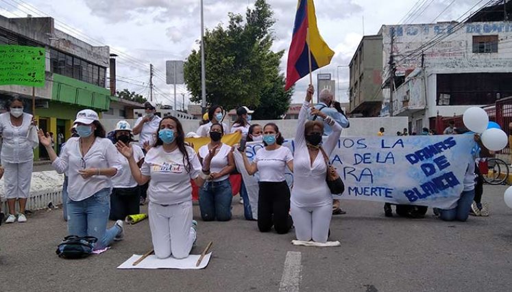 Mujeres de Blanco pidieron la apertura de la frontera./Foto Eilyn Cardozo