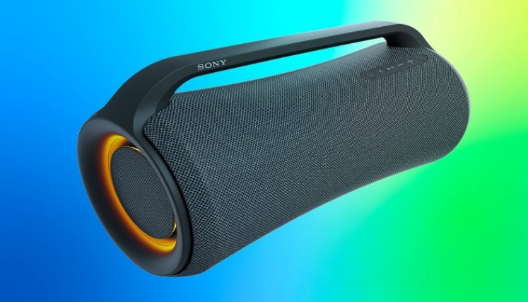 Los parlantes tienen adecuaciones tecnológicas.