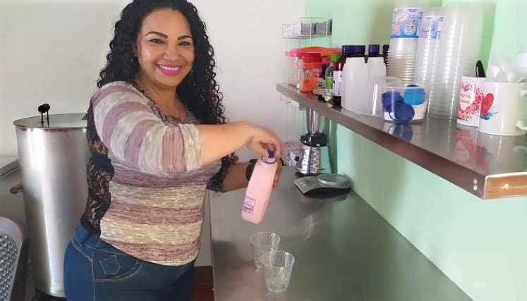 Bibi se caracteriza por la gran sonrisa que siempre muestra a todos sus clientes.