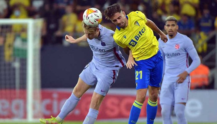 El Cadiz, en un buen partido, consiguió un empate frente al Barcelona.