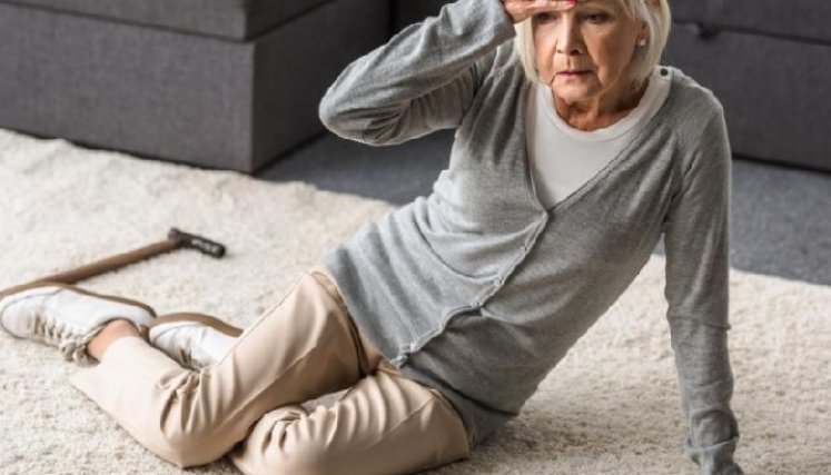  Cinco recomendaciones para prevenir caídas en casa