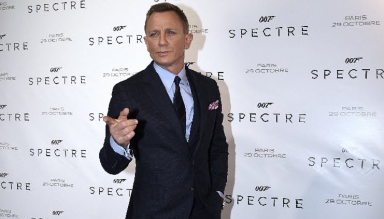 Regresa James Bond con bombos y platillos