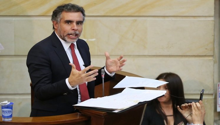 Benedetti habría aumentado su patrimonio de forma inexplicable en al menos 3.000 millones de pesos entre 2002 y 2018