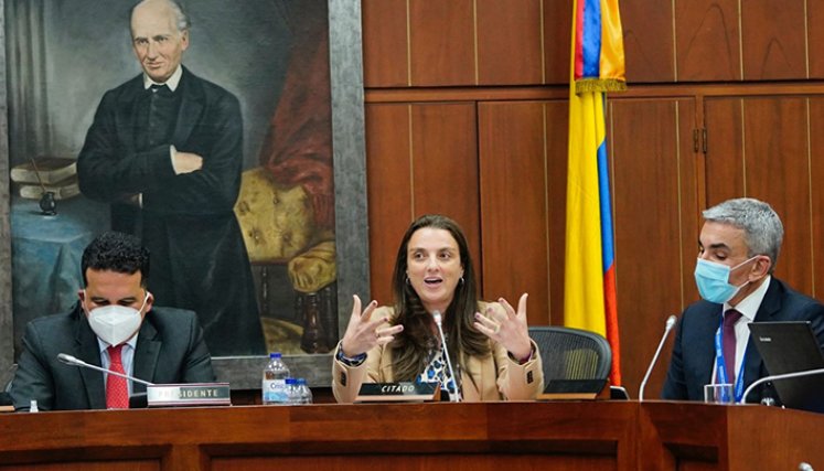 Ministra de las TIC, Karen Abudinen.