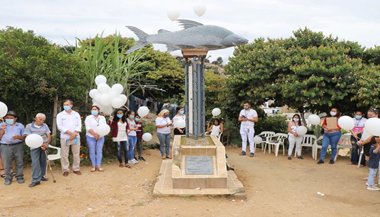 Monumento al silencio: Un pez simboliza al testigo mudo de las desapariciones forzadas de la zona del Catatumbo