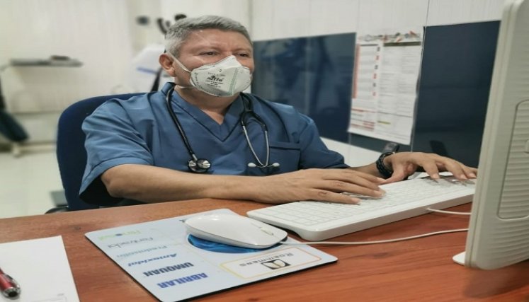  Juan Carlos Jiménez Illera. El profesional asegura que el virus llegó para quedarse, por lo que los protocolos de bioseguridad no se pueden descuidar. / Foto: Cortesía/ La Opinión 