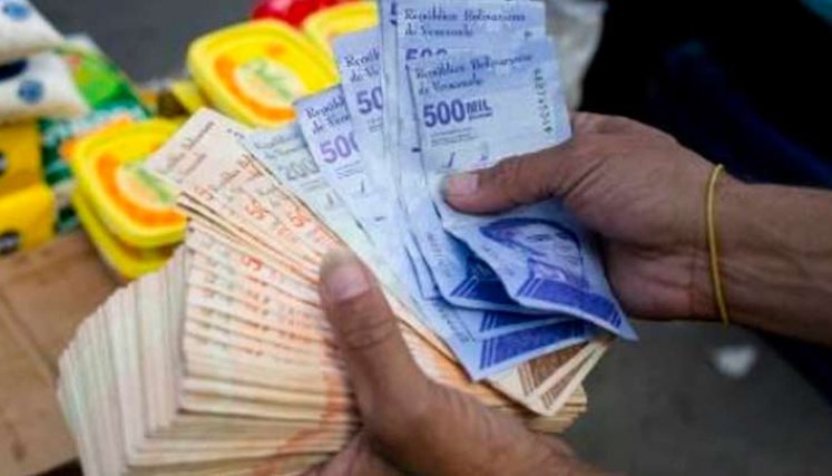 En 2008, cuando estaba en la presidencia Hugo Ch{avez, se produjo la primera devaluación del bolívar./Foto tomada de Internet