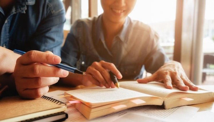 Con esta alianza se busca fomentar entre los estudiantes colombianos la búsqueda de programas académicos en Nueva Zelanda, un país que se destaca internacionalmente por la alta calidad de su educación y el estilo de vida que ofrece. / Foto: Freepik 