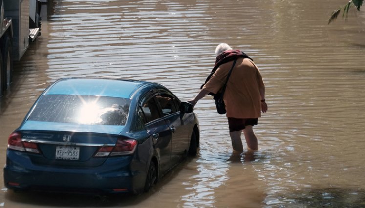 Las autoridades atribuyeron al cambio climático los huracanes,tormentas y lluvias de los últimos días en Nueva York y sus alrededores./ Foto: AFP