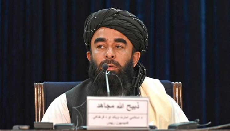 El jefe del nuevo gobierno de Afganistán, Mohammad Hasan Akhund, dijo que todos sus ministros y altos funcionarios son de la línea más dura de los talibanes. /Foto: AFP