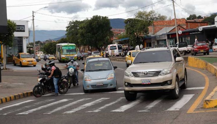Carros venezolanos en Cúcuta 