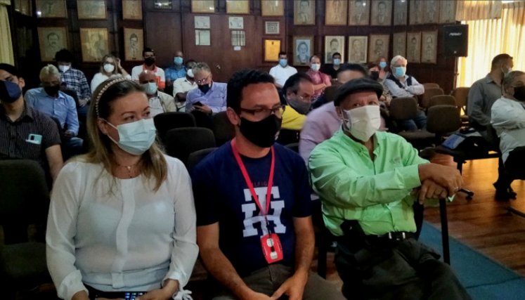 Reunión de personalidades en San Cristóbal