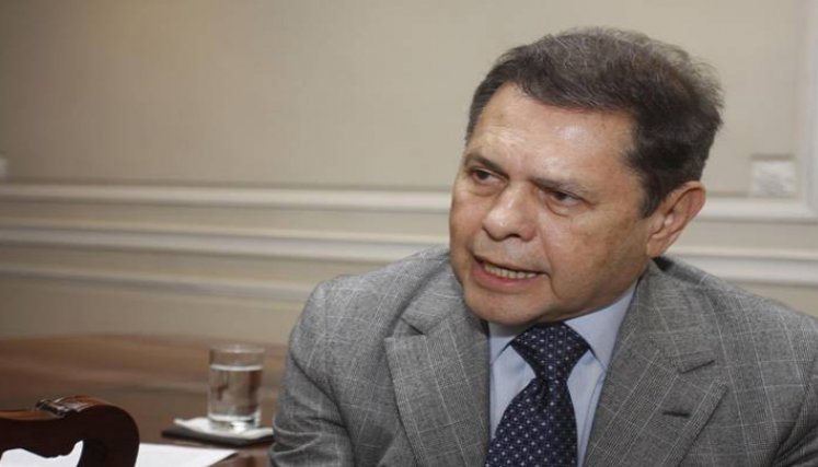 Carlos Mattos.