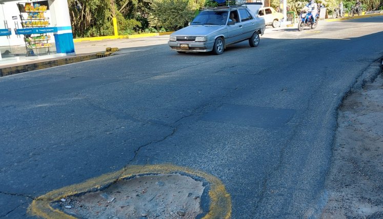 Debido a los efectos de las lluvias algunas calles presentan deterioro.