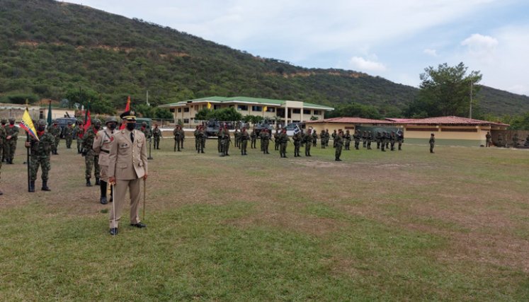 El presidente le dio el mando del nuevo comando al general Fabio Leonardo Caro Cancelado, quien era el comandante de la Trigésima Brigada. / Foto: La Opinión