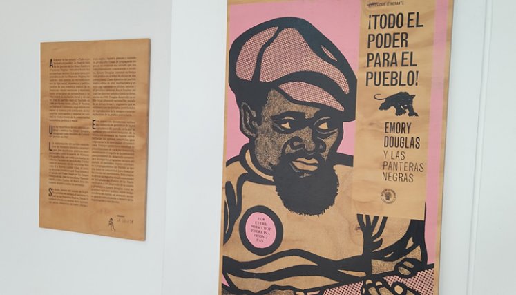 Exposición ‘¡Todo el poder para el pueblo! Emory Douglas y las Panteras Negras’. / Foto: La Opinión