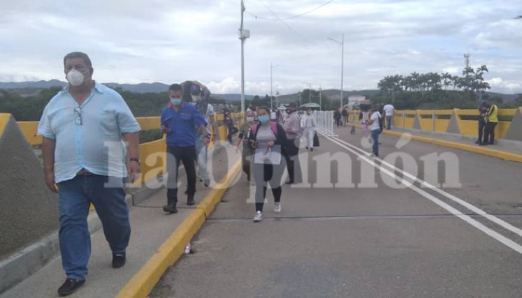 Reabierto el tránsito de personas por el puente internacional Simón Bolívar sin ninguna restricción. / Foto: Eilyn Cardozo