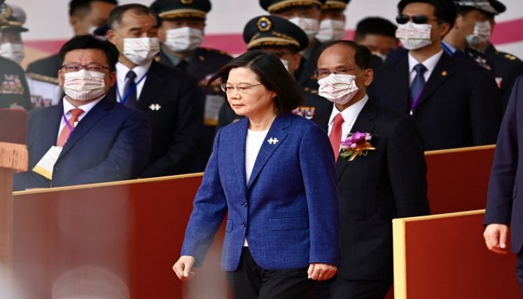 la presidenta taiwanesa Tsai Ing-wen describió a la isla como un "faro" de la democracia en la región. /AFP