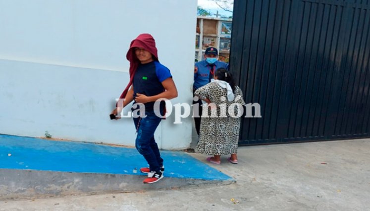 Familiares reclaman cuerpo de menor asesinado en Tibú