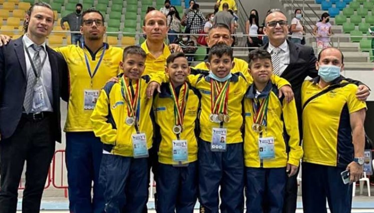 El semillero de la gimnasia de la categoría AC2 , se destacó en el Suramericano de Bolivia.