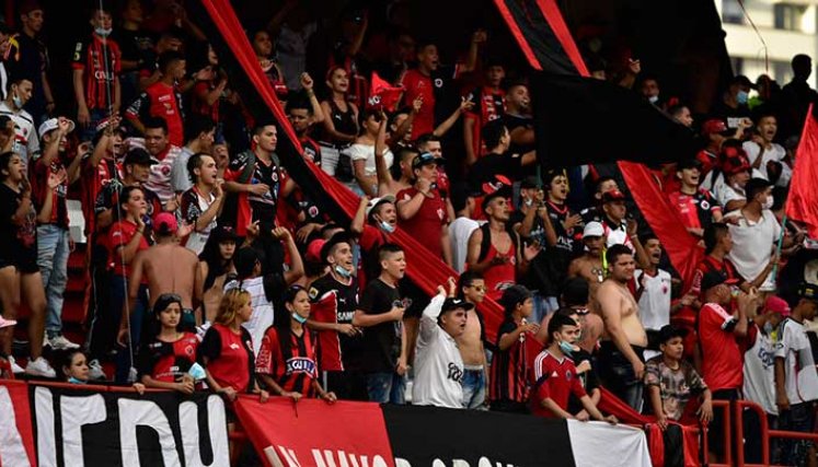 Los hinchas del Cúcuta Deportivo volvieron a disfrutar del fútbol  en el General Santander.