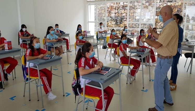 Los rectores hacen las proyecciones para garantizar cupos a los niños.