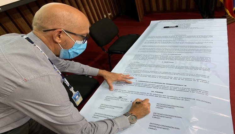 El Ministerio de Educación Nacional, el Incap, Beta Group, Corpoeducación y Unicef son las otras entidades vinculadas al acuerdo.  /Foto: Cortesía / La Opinión 