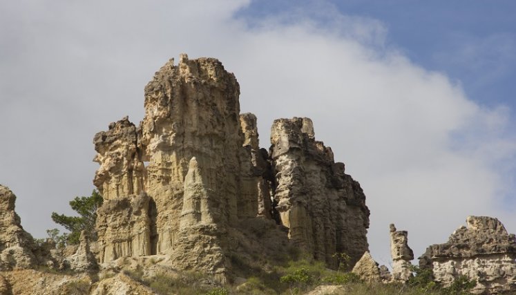 Los Estoraques, formaciones gigantes en La Playa de Belén. /Archivo La Opinión