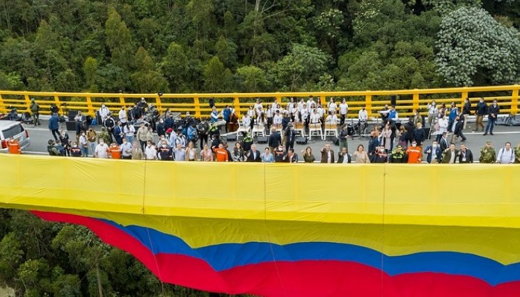 El Gobierno Nacional puso en funcionamiento la totalidad de la vía Cruce de la Cordillera Central, un megaproyecto que conecta al suroccidente con el centro de Colombia- /Colprensa