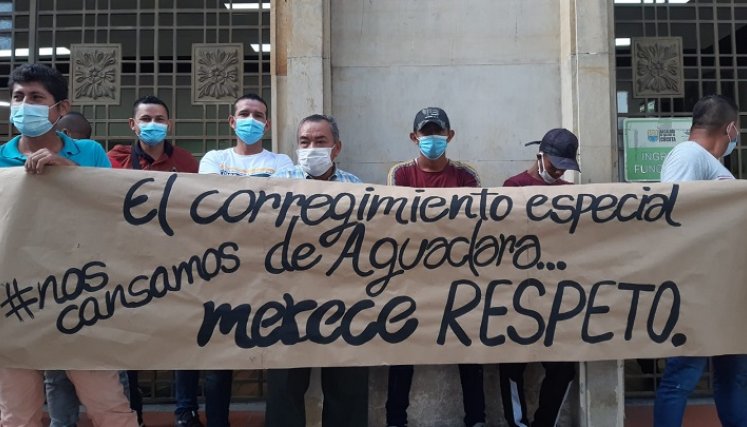 Señalan que si no les cumplen bloquearán las vías y, además, tomarán acciones jurídicas. / Foto: Deicy Sifontes / La Opinión  