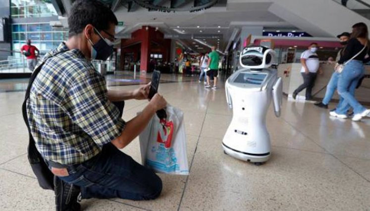 ¿Cómo es convivir con robots que hacen tareas de humanos?