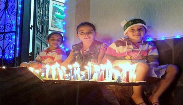 Los comerciantes no han recibido despacho de los paquetes de velas y se aproxima la fecha sin contar con ese producto. / Foto: Cortesía / La Opinión 