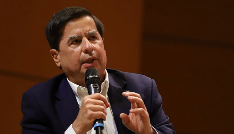 Juan Fernando Cristo suma apoyos para su precandidatura presidencial