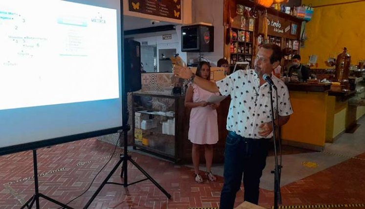 El autor de la bandeja, Mario Jesús Méndez./Foto Orlando Carvajal