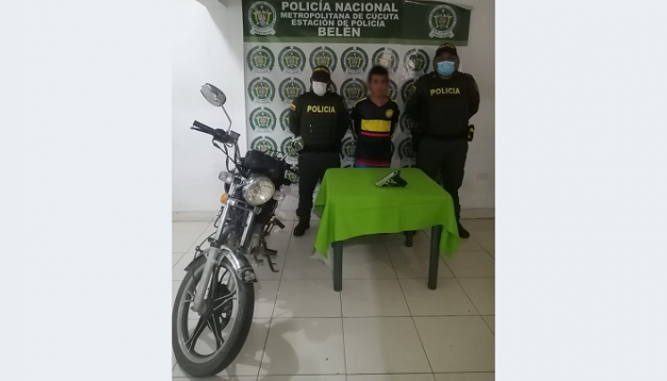 Hurto de motocicleta.
