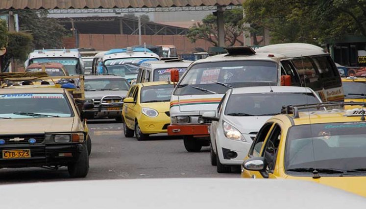 Alcaldía combate el transporte pirata./Foto Archivo