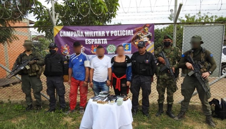 Una pareja fue enviada a prisión.