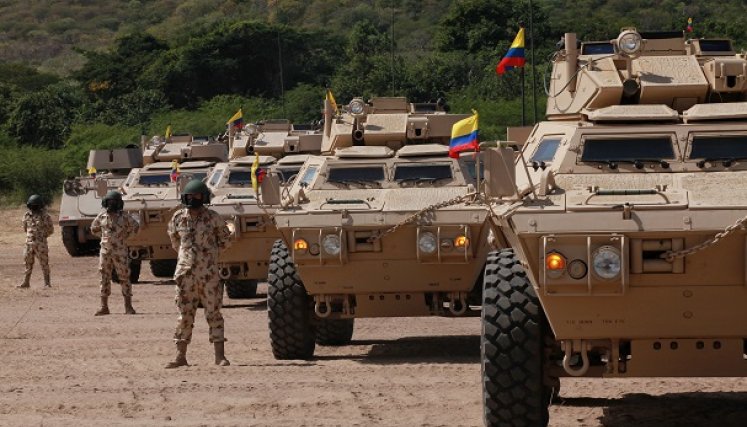 Los vehículos blindados transferidos por Estados Unidos al Ejército de Colombia. /Colprensa