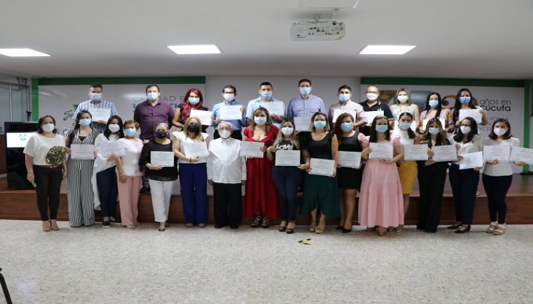 Este es un reconocimiento a la trayectoria y logros de los formadores de la juventud colombiana./  Foto: Cortesía 