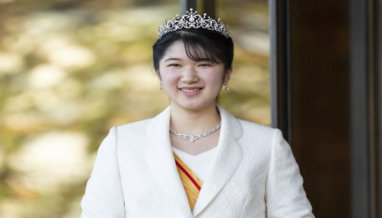 La princesa japonesa Aiko, hija del emperador Naruhito y la emperatriz Masako. /AFP