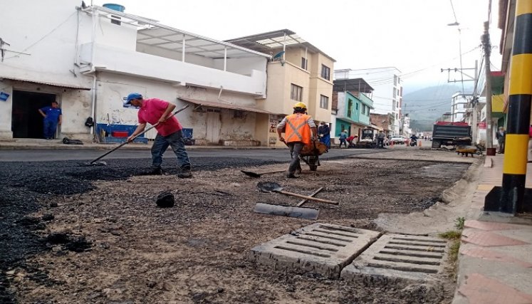 Con una inversión de $ 123 millones la alcaldía y Empopamplona arreglan puntos críticos de la malla vial urbana. Foto: Cortesía/La Opinión.