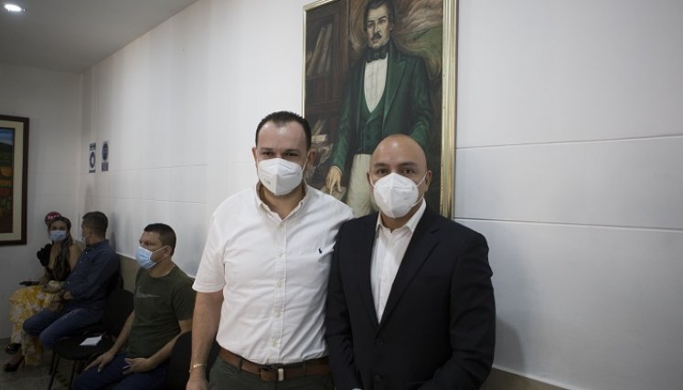 Oscar Sandoval recibió el apoyo de 17 concejales./Foto Juan Pablo Cohen-La Opinión