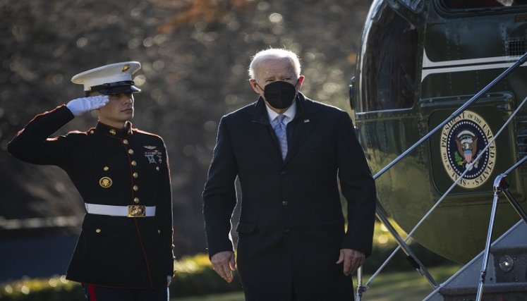 Plan de reformas de Biden habría quedado herido de muerte, ante la negativa del senador demócrata Joe Manchin a darle su voto. /AFP