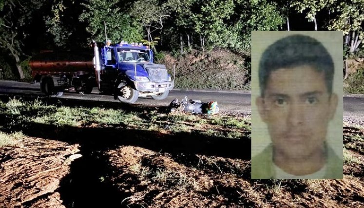 Yhon Edinson Cruz Avellaneda se movilizaba en una motocicleta.