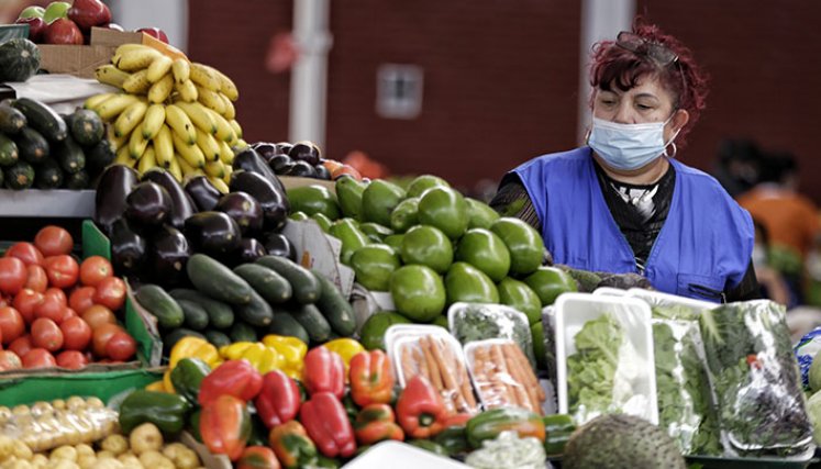 Por división de gasto, la mayor contribución mensual la hace la división de alimentos con 1,45%, sumando así 14,85% en lo corrido del año. Carne de res, papas y leche impulsaron este indicador.