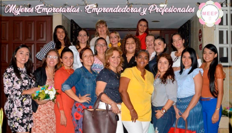 Mujeres apoyando a Mujeres es el lema del grupo Meep.